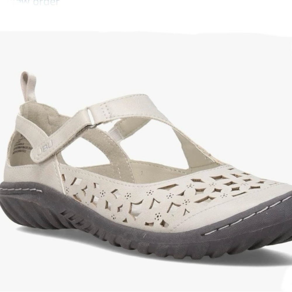 JBU Gray Flats with Perforated Design, vegan, like new